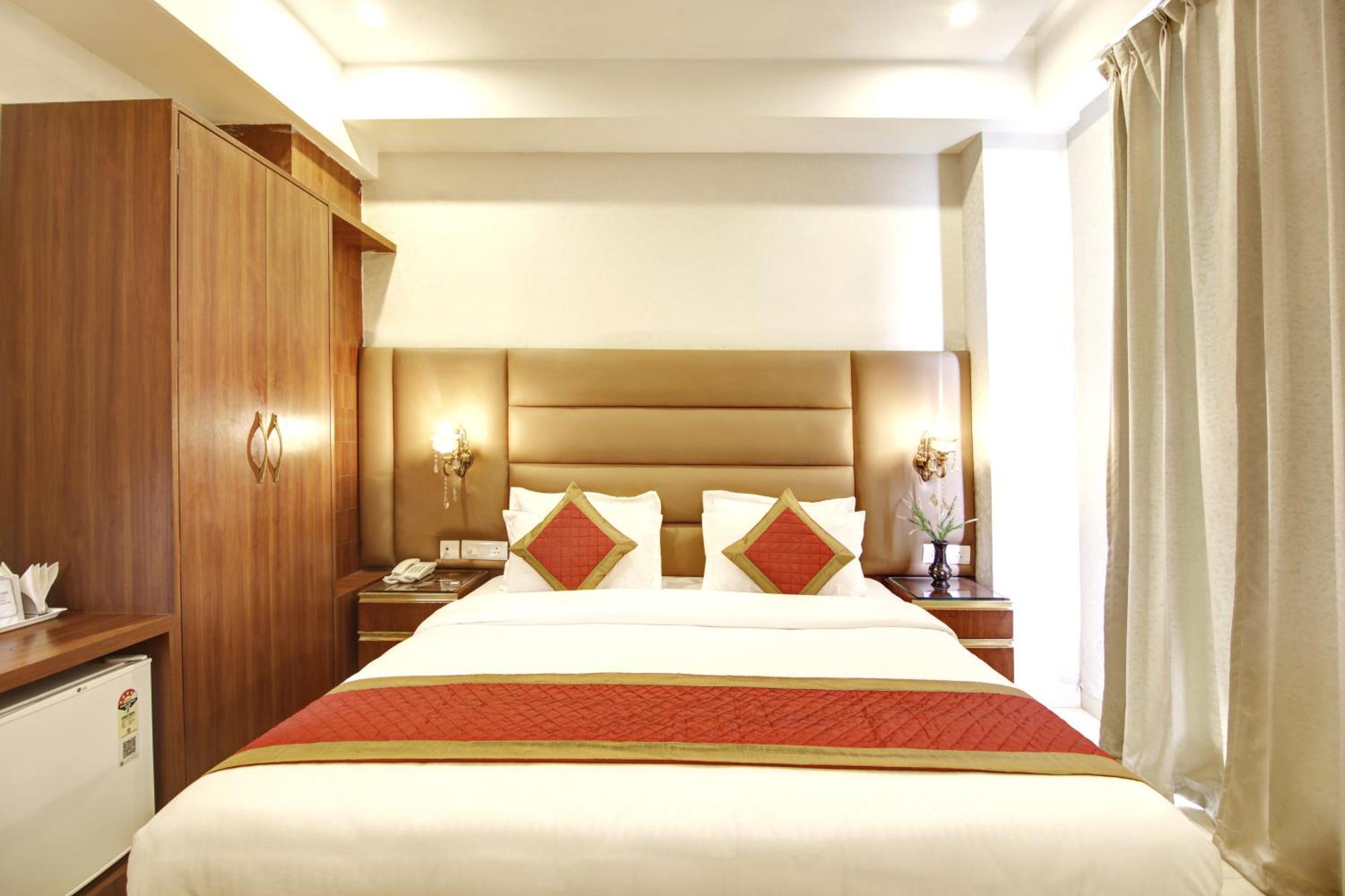 Marks Hotel & Banquet Noida Exteriér fotografie