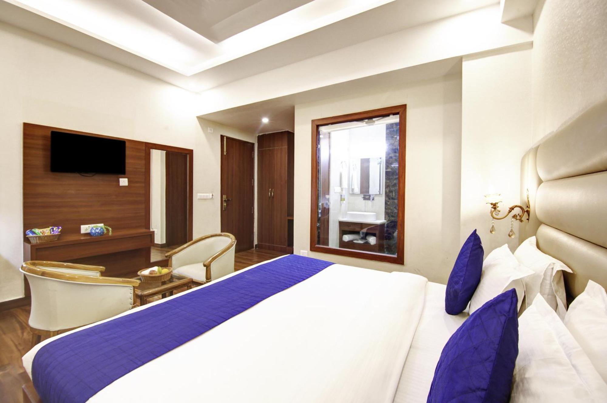 Marks Hotel & Banquet Noida Exteriér fotografie