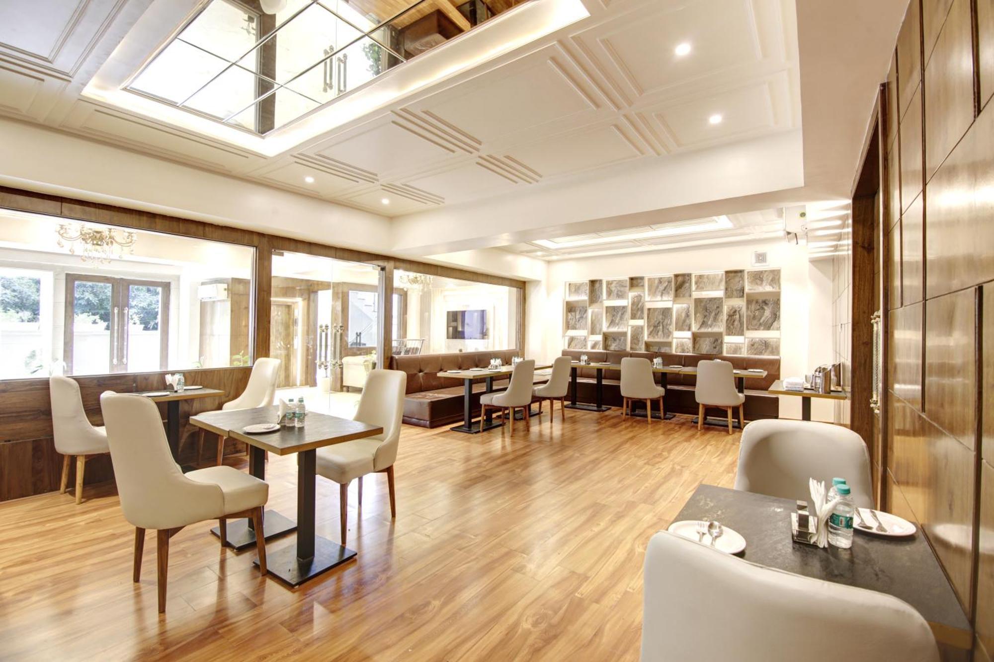 Marks Hotel & Banquet Noida Exteriér fotografie