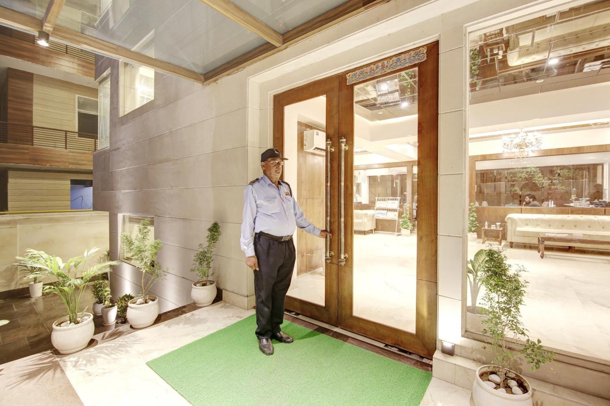 Marks Hotel & Banquet Noida Exteriér fotografie