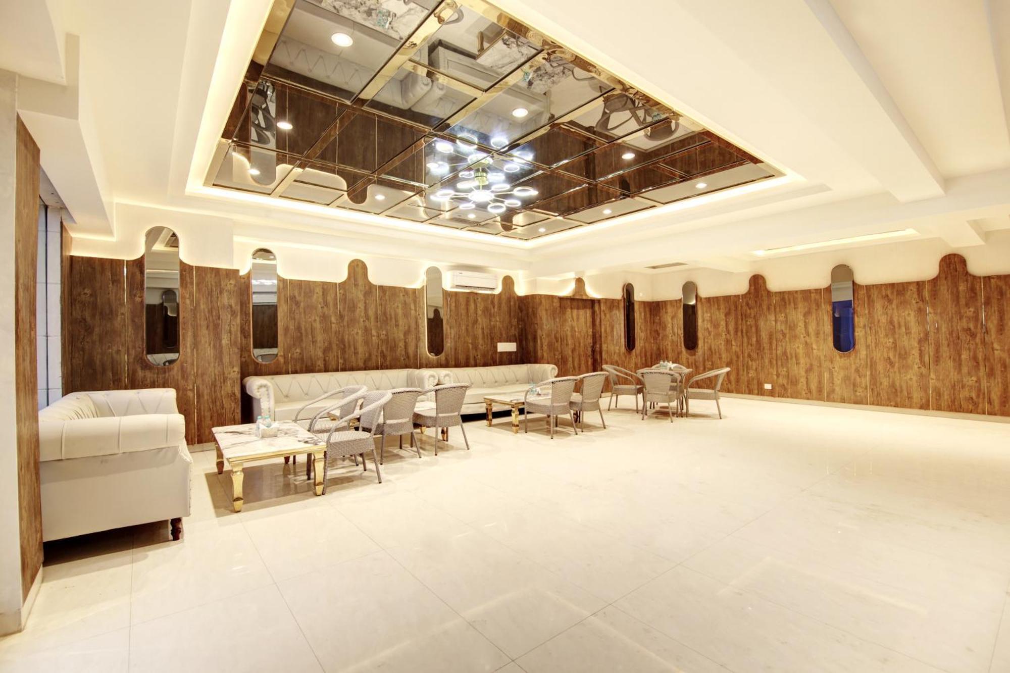 Marks Hotel & Banquet Noida Exteriér fotografie