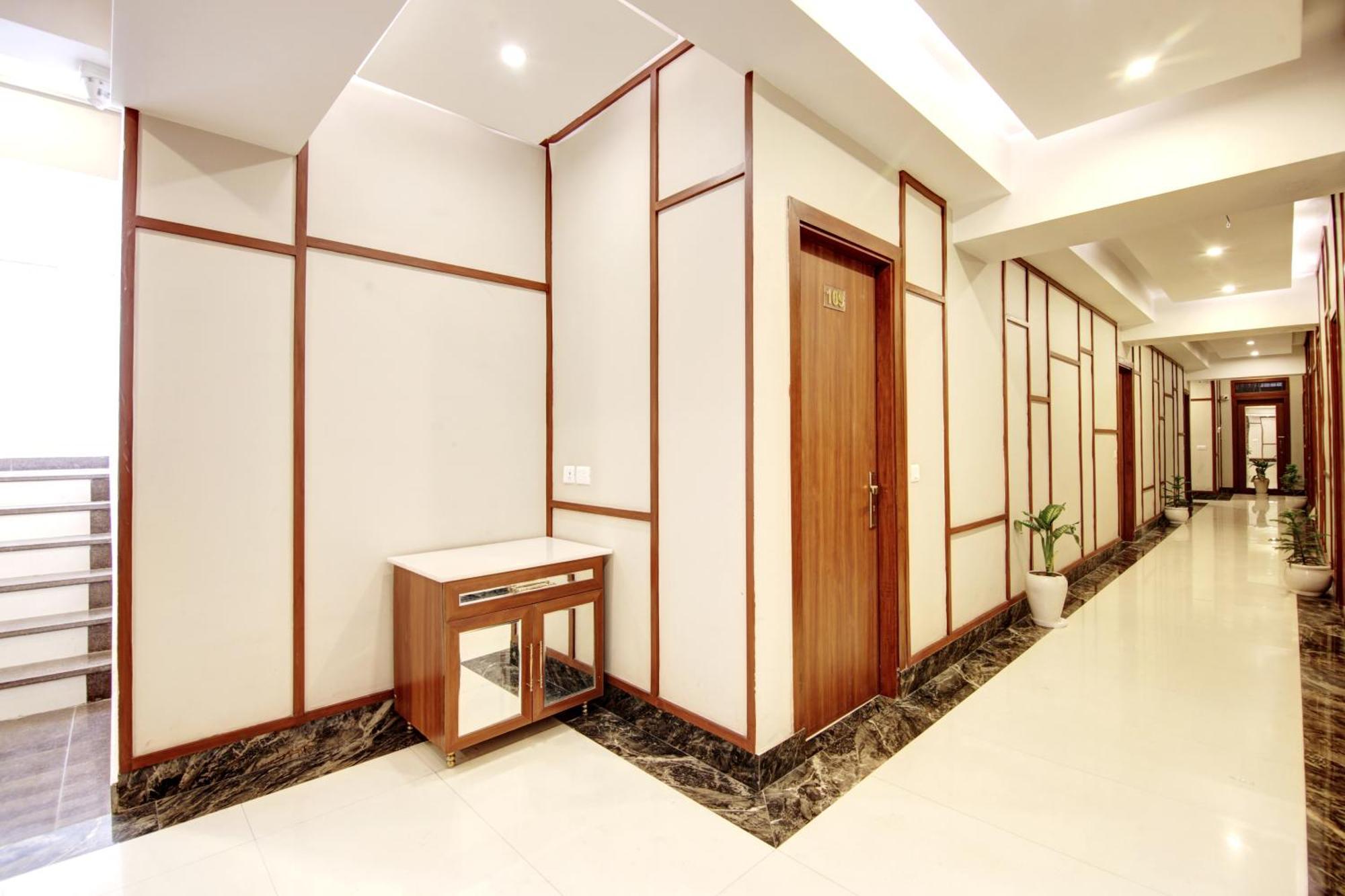 Marks Hotel & Banquet Noida Exteriér fotografie