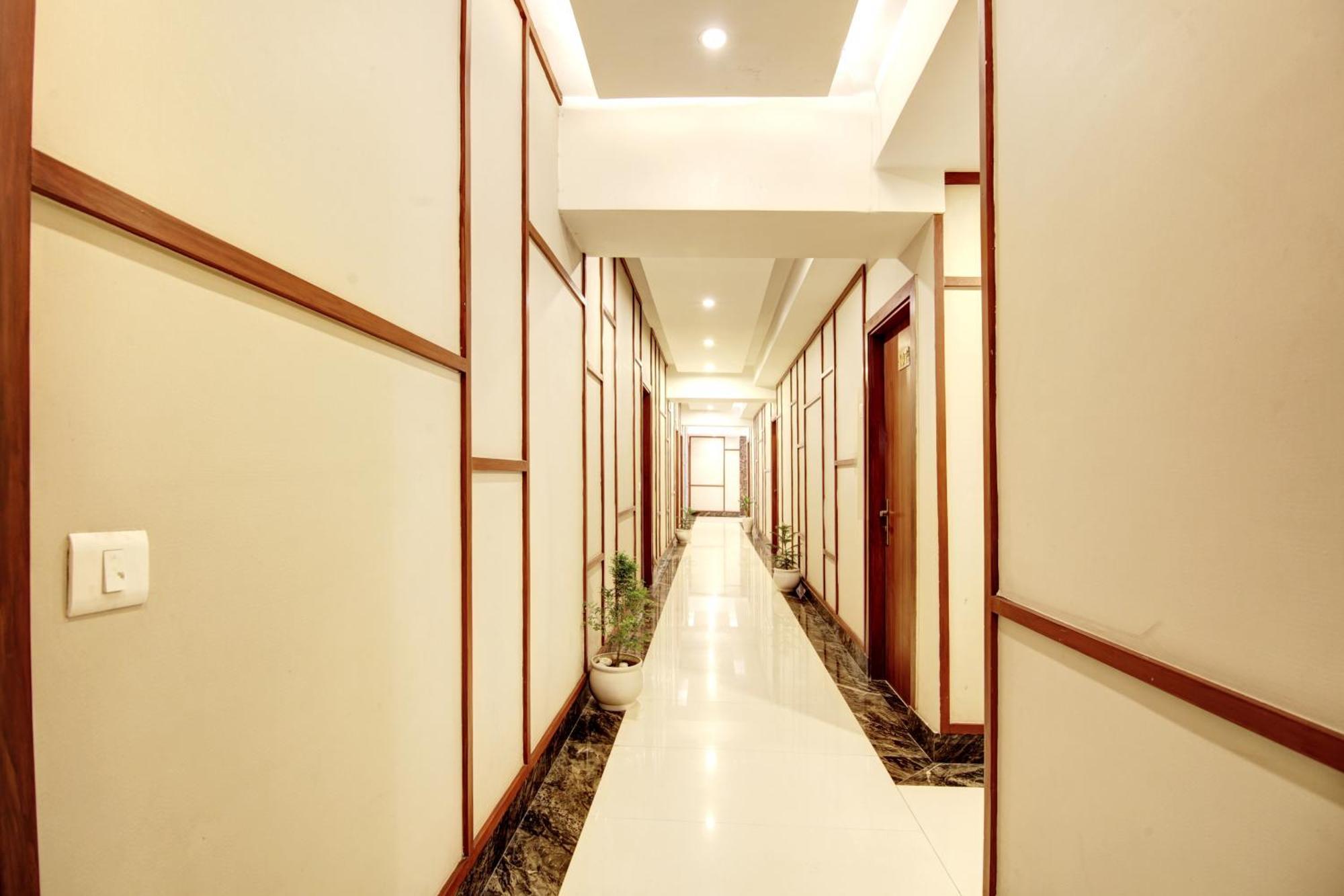 Marks Hotel & Banquet Noida Exteriér fotografie