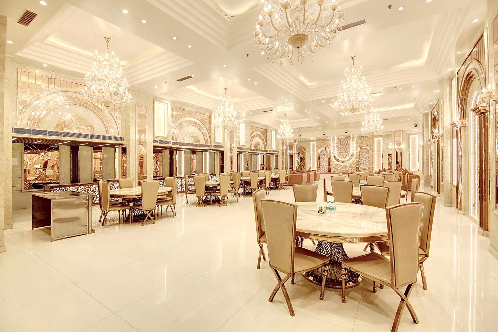 Marks Hotel & Banquet Noida Exteriér fotografie