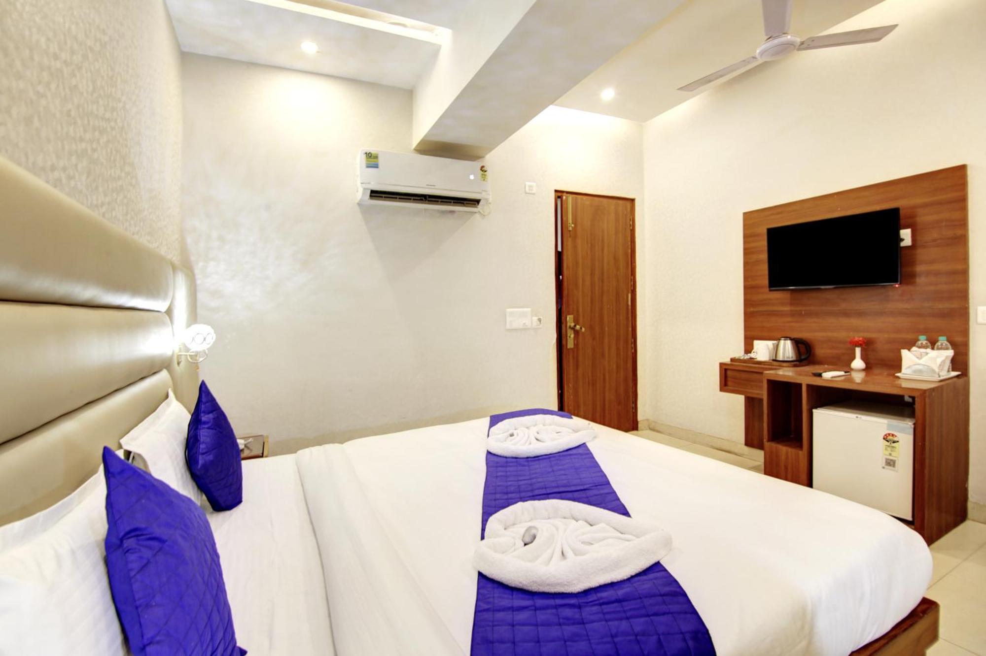 Marks Hotel & Banquet Noida Exteriér fotografie
